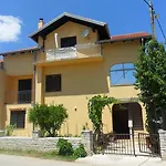 Stana Apartman